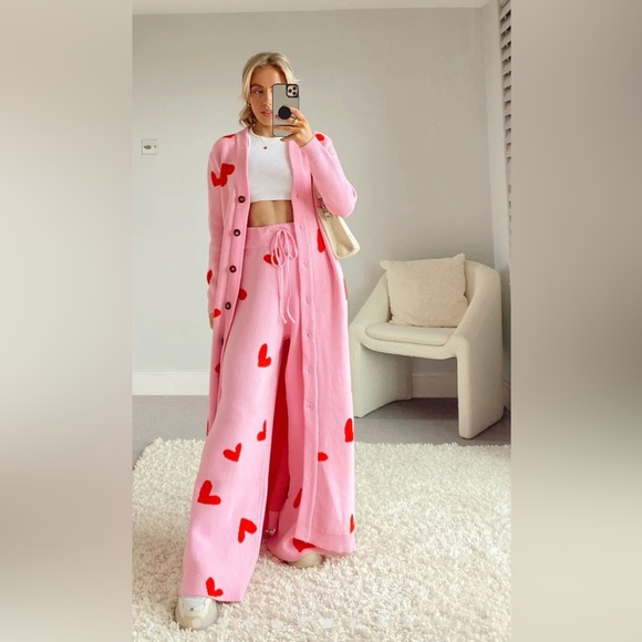 NWT KNITTED 3 -PIECE SET PINK w/RED HEART MAXI CARDIGAN, CARDIGAN  & PANT M - Picture 3 of 11